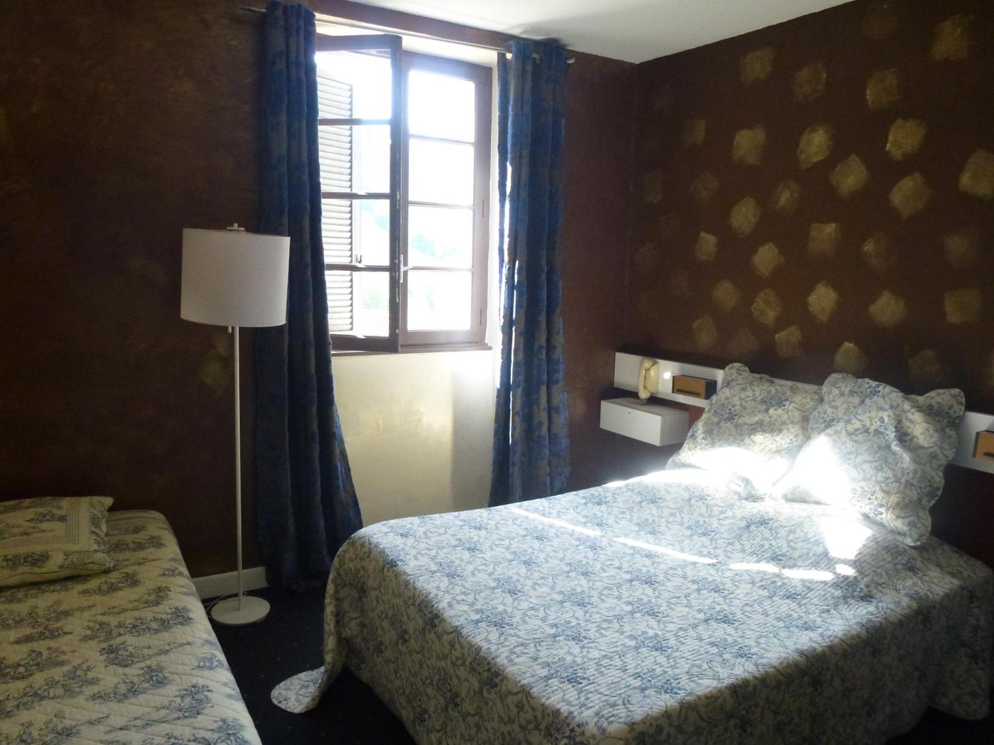 Hotel Restaurant Le Pain De Sucre Monistrol-dʼAllier Pokój zdjęcie