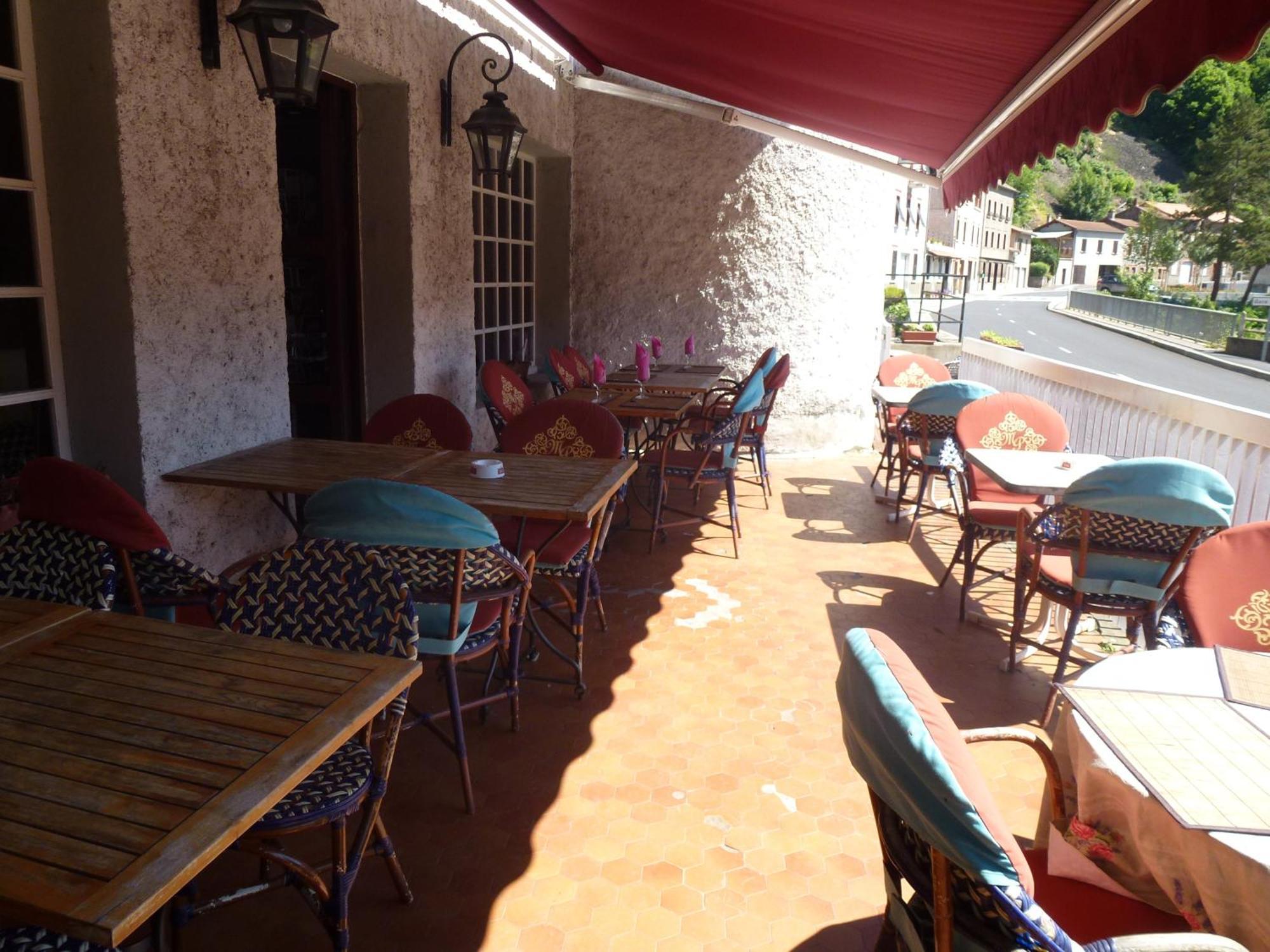 Hotel Restaurant Le Pain De Sucre Monistrol-dʼAllier Zewnętrze zdjęcie